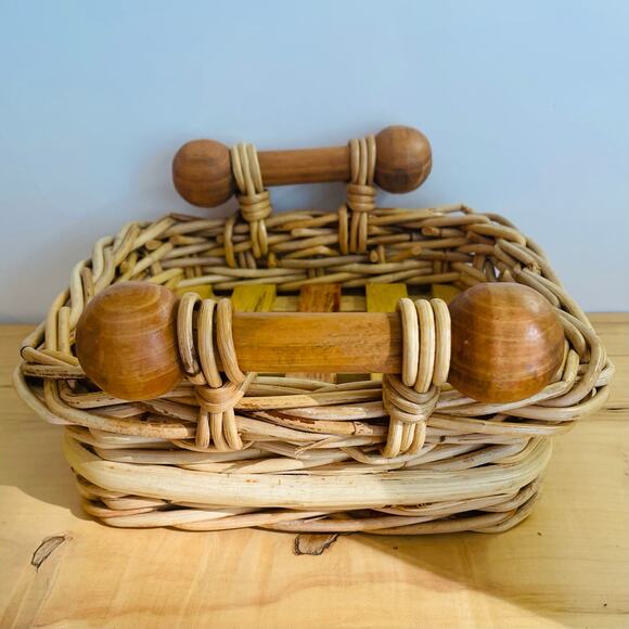 Vintage Woven Wicker Basket w/ Handles Wood Slats Bottom Decor Fruit Centerpiece - Picture 8 of 15